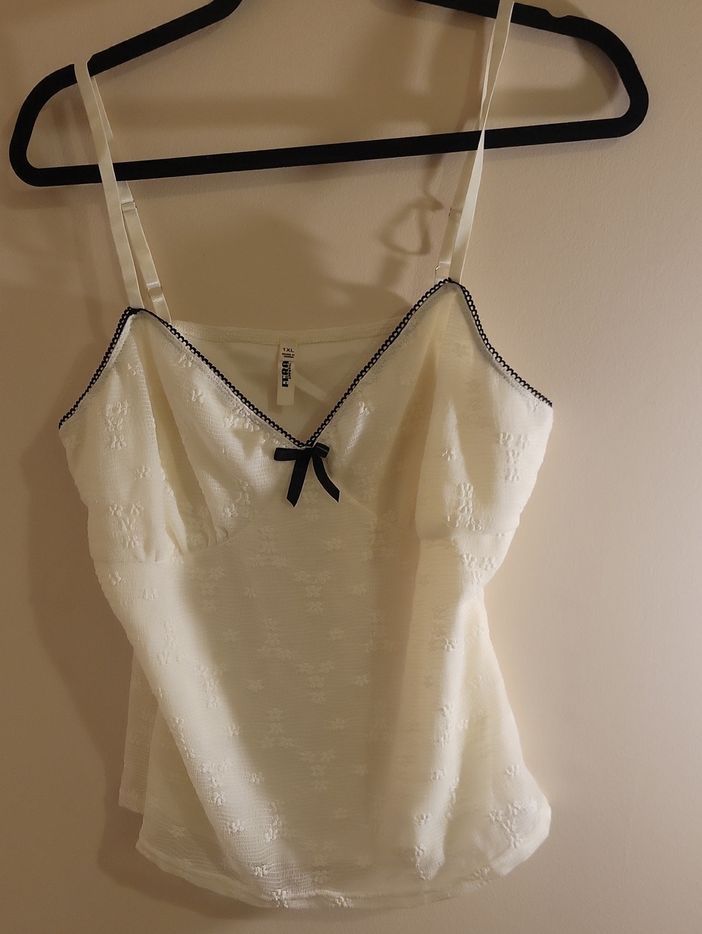 #9 Ivory/Cream Lace-Texture Camisole with Black Trim - Women